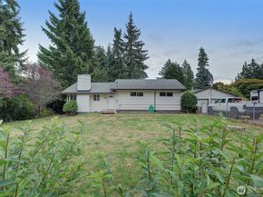 35814 11th Avenue SW, Federal Way WA 98023