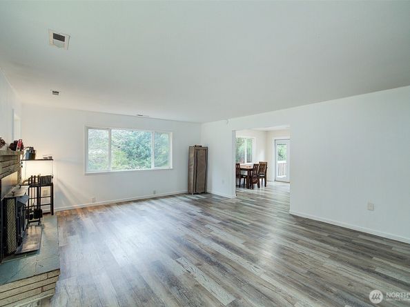35814 11th Avenue SW, Federal Way WA 98023