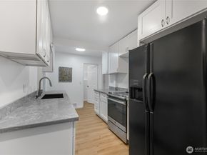 1126 NE 197th Court, Shoreline WA 98155