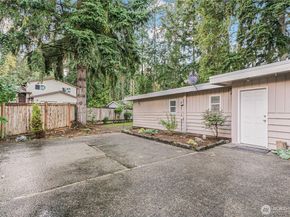 1126 NE 197th Court, Shoreline WA 98155