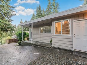 1126 NE 197th Court, Shoreline WA 98155