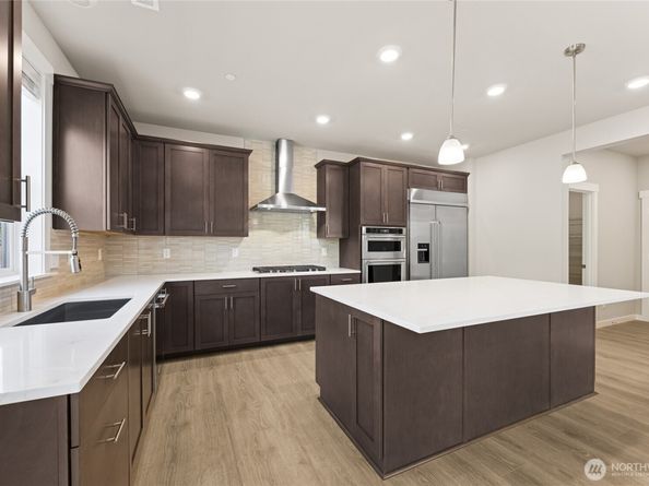 13530 NE 105th Court 34, Kirkland WA 98033