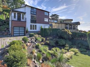 4527 W Raye Street, Seattle WA 98199