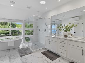 4527 W Raye Street, Seattle WA 98199