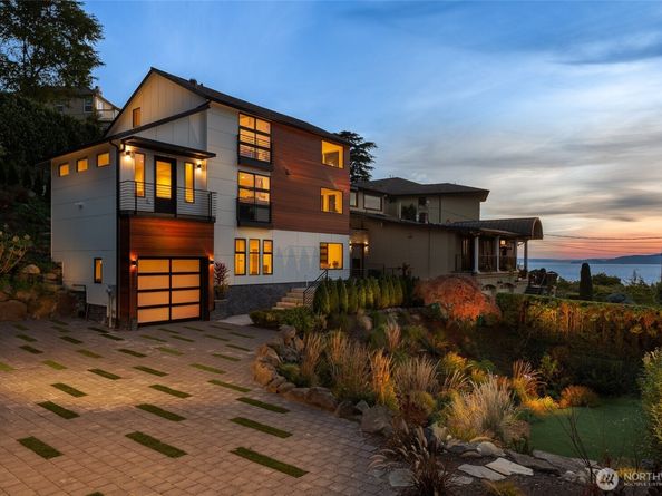 4527 W Raye Street, Seattle WA 98199