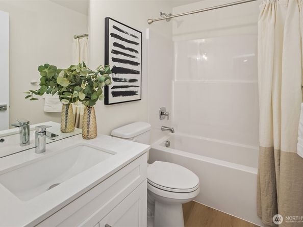 1518 Hollow Dale Place D, Everett WA 98204