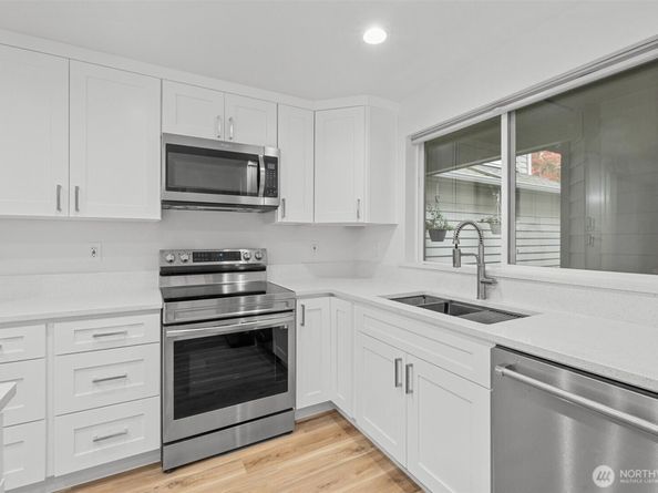 730 112th Street SW I4, Everett WA 98204