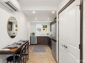 1349 Nolta Loop NE, Bainbridge Island WA 98110