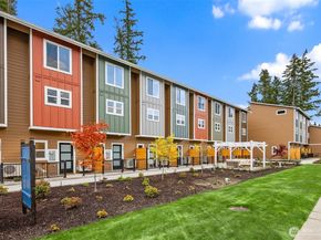 1349 Nolta Loop NE, Bainbridge Island WA 98110