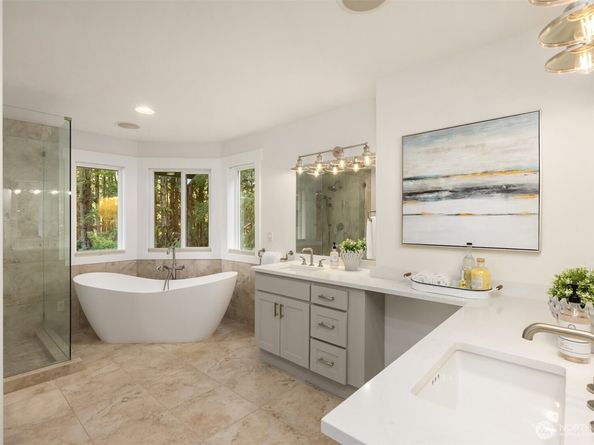 24628 Hillbend Lane NE, Kingston WA 98346