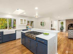 24628 Hillbend Lane NE, Kingston WA 98346