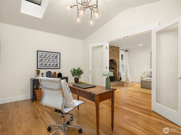 24628 Hillbend Lane NE, Kingston WA 98346