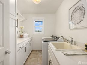 24628 Hillbend Lane NE, Kingston WA 98346