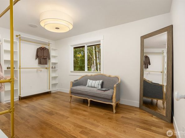 24628 Hillbend Lane NE, Kingston WA 98346