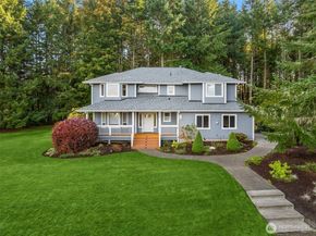 24628 Hillbend Lane NE, Kingston WA 98346