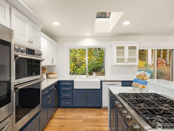 24628 Hillbend Lane NE, Kingston WA 98346