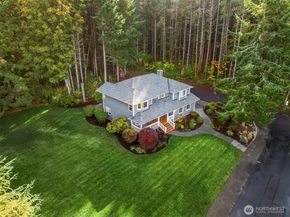 24628 Hillbend Lane NE, Kingston WA 98346