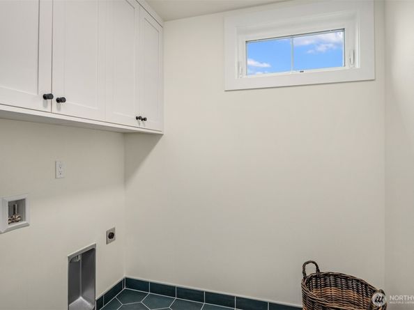 1919 3rd Street, Kirkland WA 98033