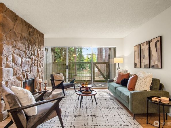 4803 180th Street SW A101, Lynnwood WA 98037