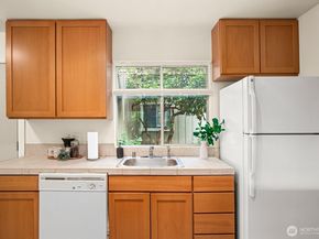 4803 180th Street SW A101, Lynnwood WA 98037