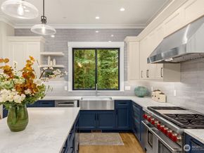 4740 Rose Avenue NE, Bainbridge Island WA 98110