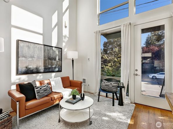 4027 California Avenue SW D, Seattle WA 98116