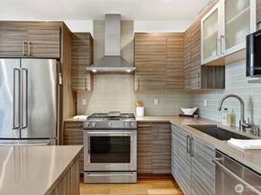 4027 California Avenue SW D, Seattle WA 98116