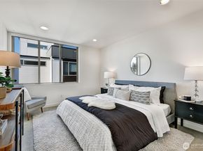 4027 California Avenue SW D, Seattle WA 98116