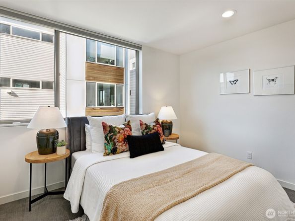 4027 California Avenue SW D, Seattle WA 98116