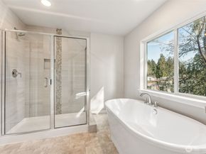 27010 30th Place S 34, Kent WA 98032