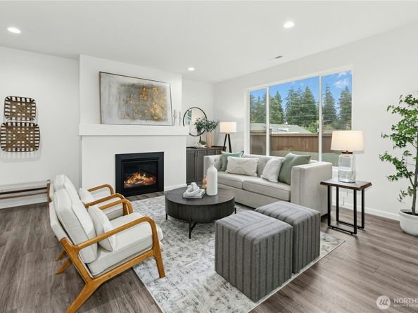 27010 30th Place S 34, Kent WA 98032
