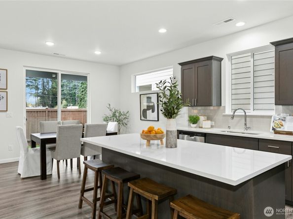 27010 30th Place S 34, Kent WA 98032