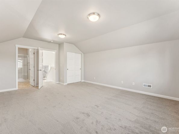 27010 30th Place S 34, Kent WA 98032