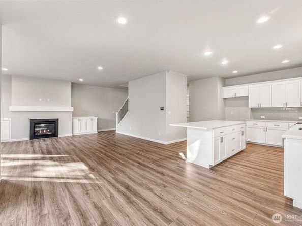 27010 30th Place S 34, Kent WA 98032