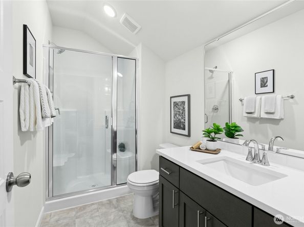 27010 30th Place S 34, Kent WA 98032