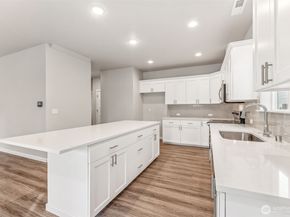 27010 30th Place S 34, Kent WA 98032