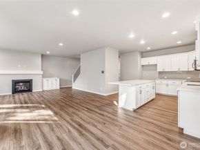 27010 30th Place S 34, Kent WA 98032