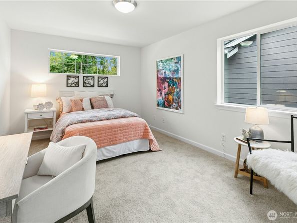 27010 30th Place S 34, Kent WA 98032