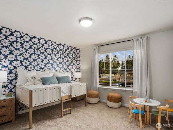 26916 30th Place S 38, Kent WA 98032