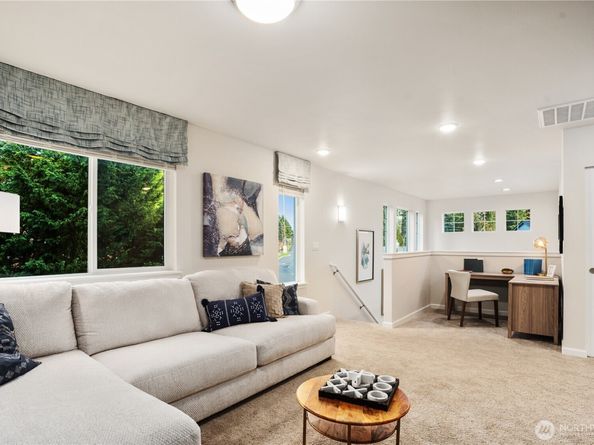 26916 30th Place S 38, Kent WA 98032