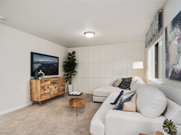26916 30th Place S 38, Kent WA 98032