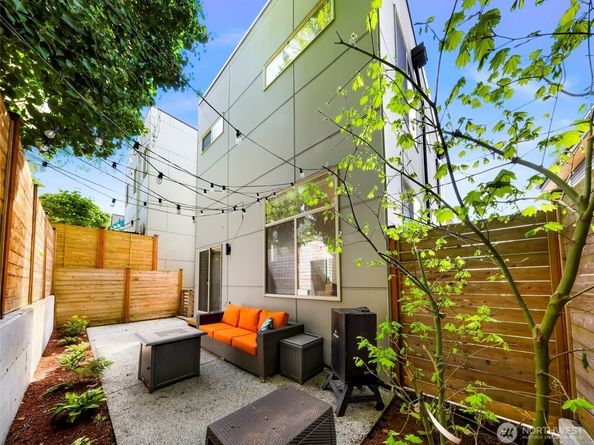 1628 S Lane Street, Seattle WA 98144
