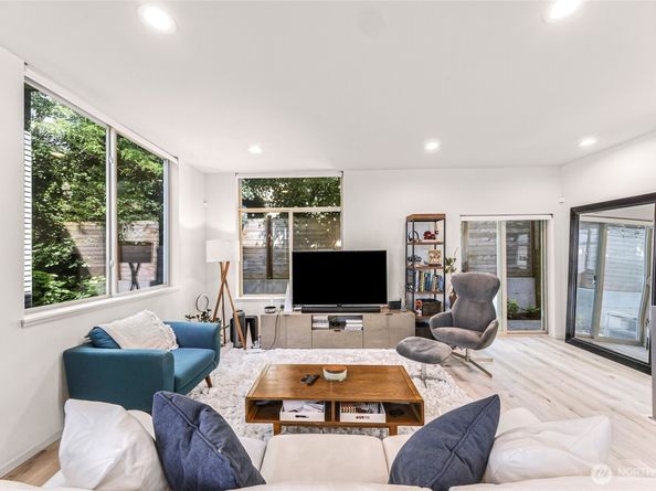 1628 S Lane Street, Seattle WA 98144