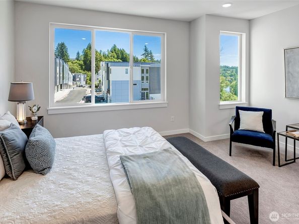 8826 NE 173rd Place C, Bothell WA 98011