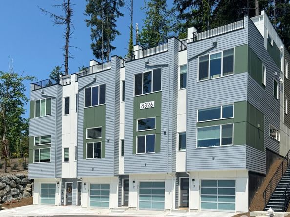 8826 NE 173rd Place C, Bothell WA 98011