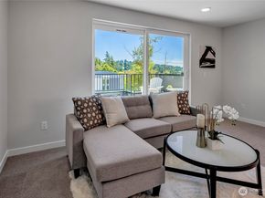 8826 NE 173rd Place C, Bothell WA 98011