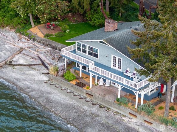 9788 Manitou Beach Drive NE, Bainbridge Island WA 98110