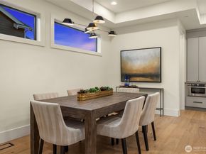 627 155th Avenue SE, Bellevue WA 98007