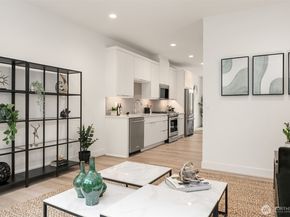 13365 (Site31) NE 175th Place, Woodinville WA 98072