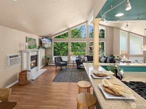 19611 30th Avenue NE, Shoreline WA 98155